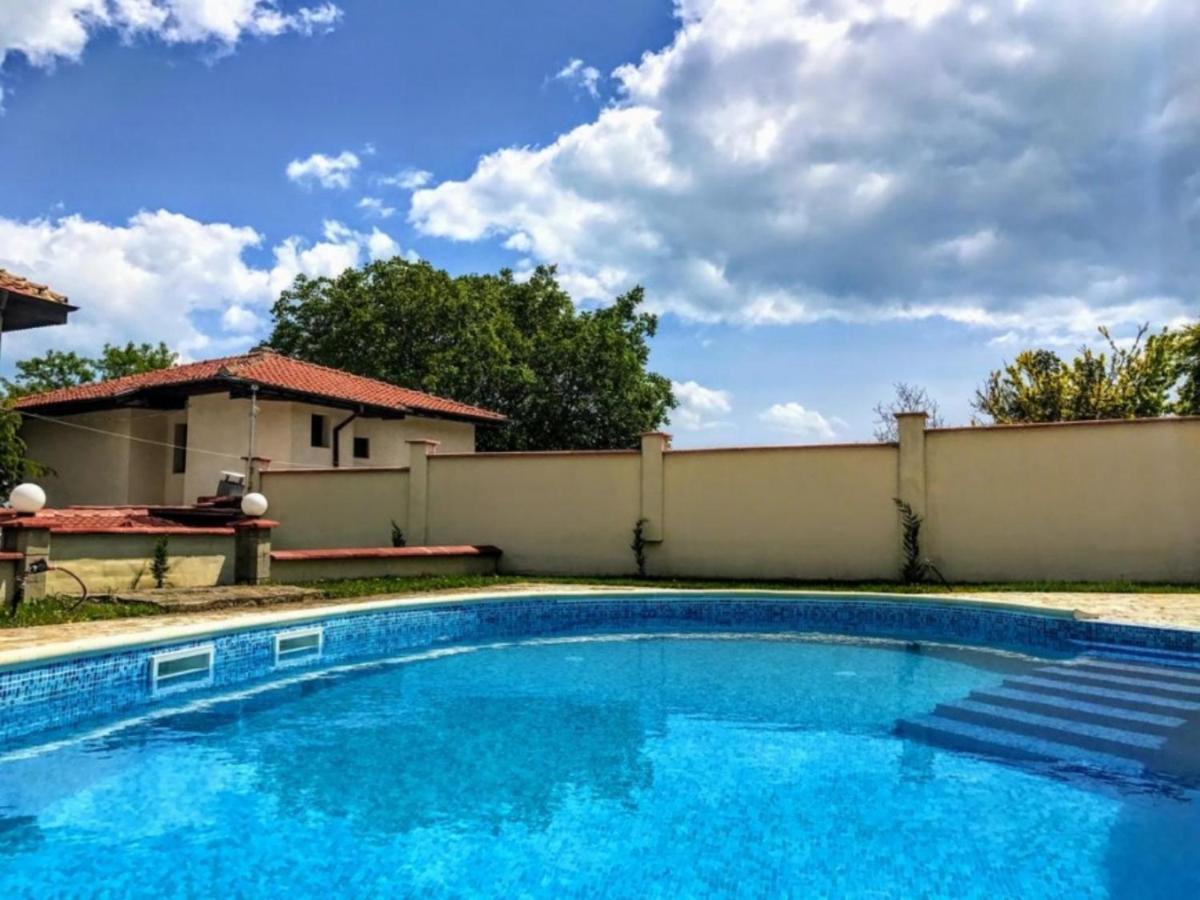Villa Bianca Balchik Luaran gambar