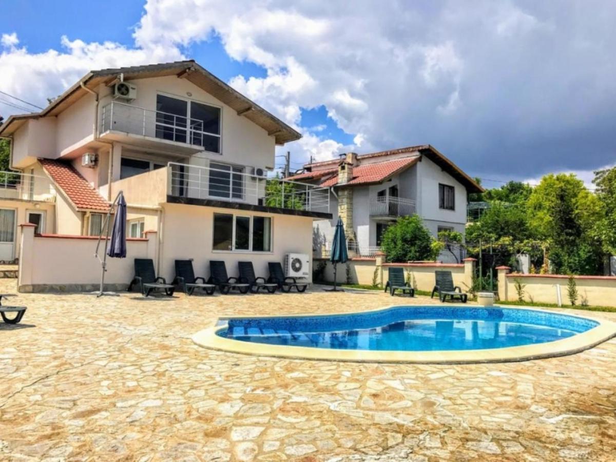 Villa Bianca Balchik Luaran gambar